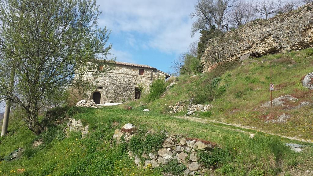 Sasso Erminia R&B Ecosostenibile Novafeltria 外观 照片