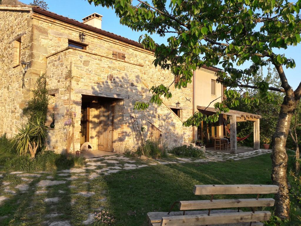 Sasso Erminia R&B Ecosostenibile Novafeltria 外观 照片